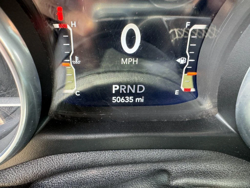 Used 2020 Silver Jeep Unlimited Sahara image 41