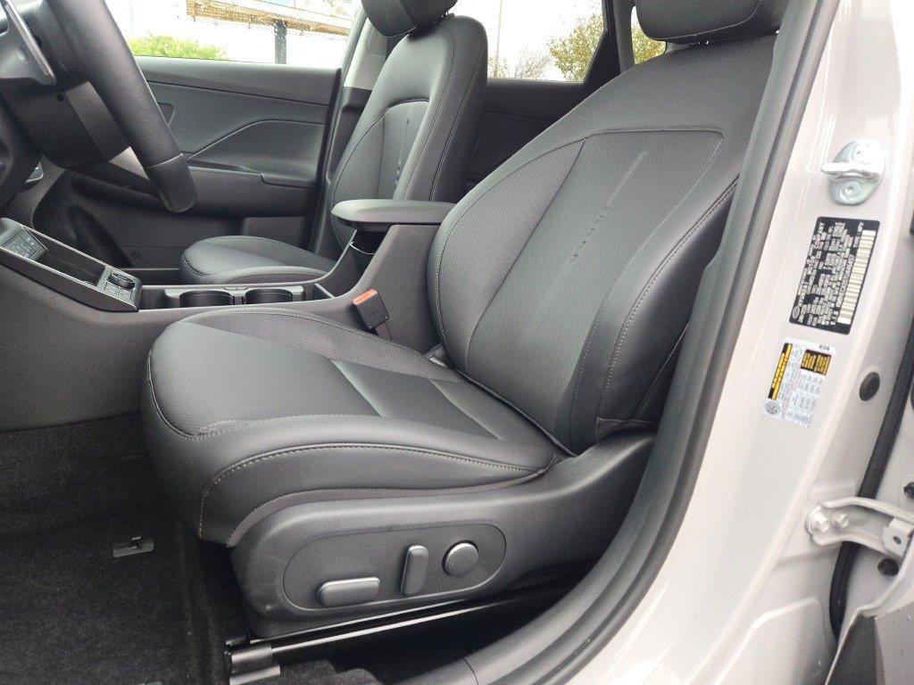 Used 2026 Cyber Gray Metallic Hyundai Limited image 19