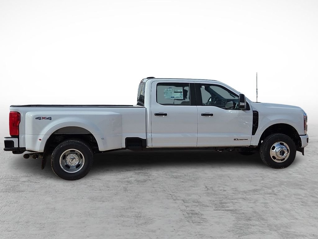 New 2026 Oxford White Ford F-350® XL image 12