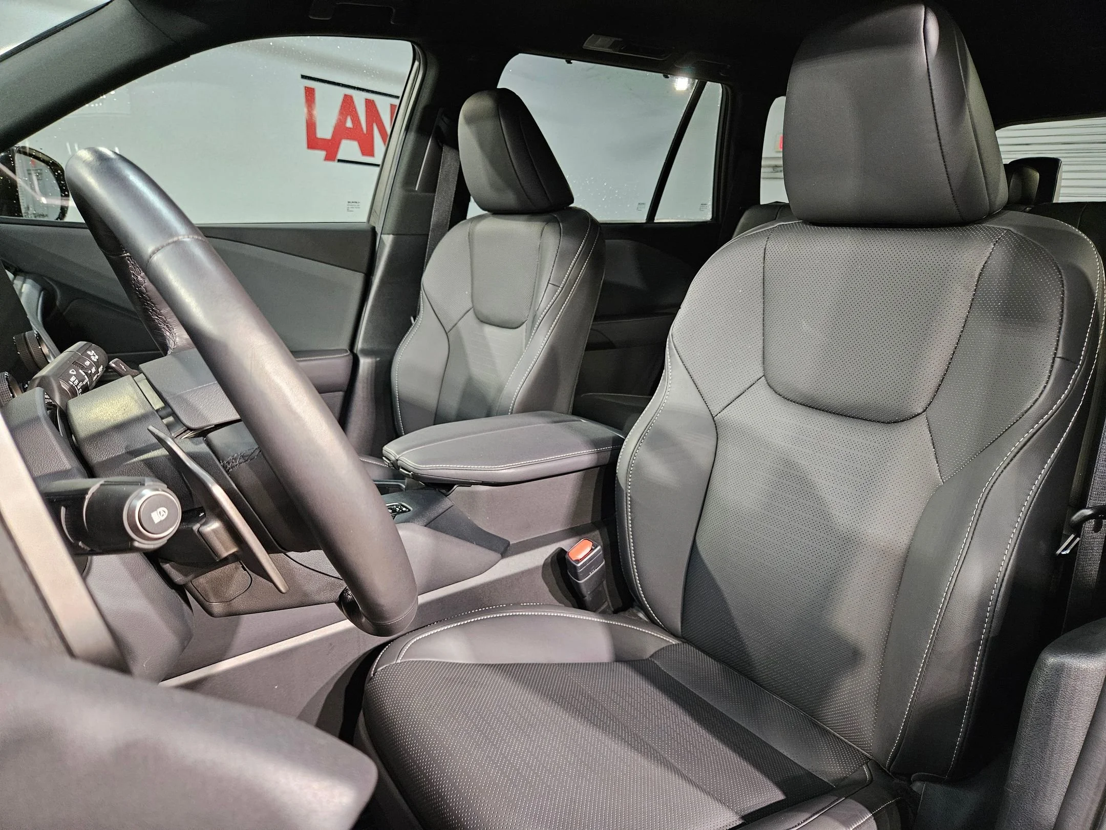 2025 Lexus TX Base - Photo 24