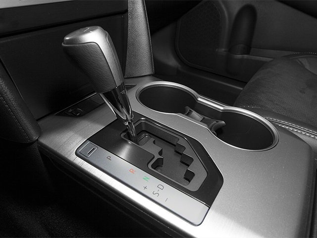 Used 2014 Classic Silver Metallic Toyota SE image 10