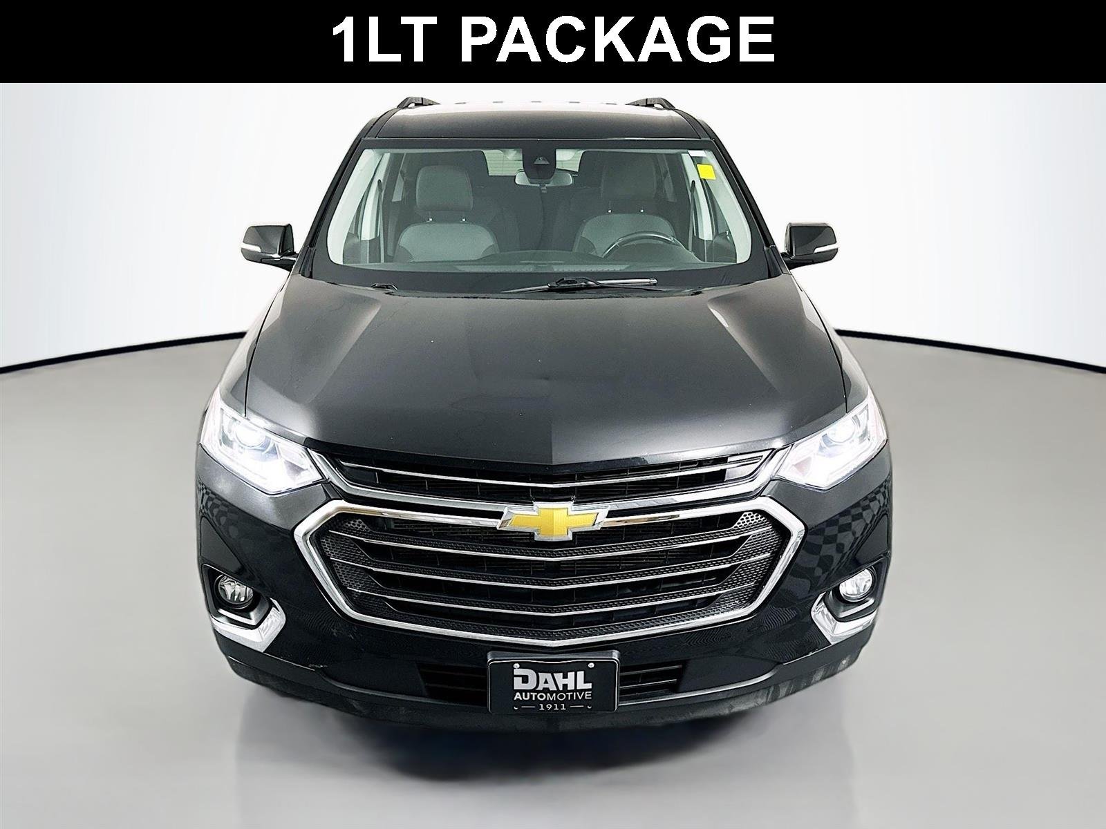 Used 2020 Chevrolet Traverse 1LT with VIN 1GNEVGKW8LJ151059 for sale in Winona, Minnesota
