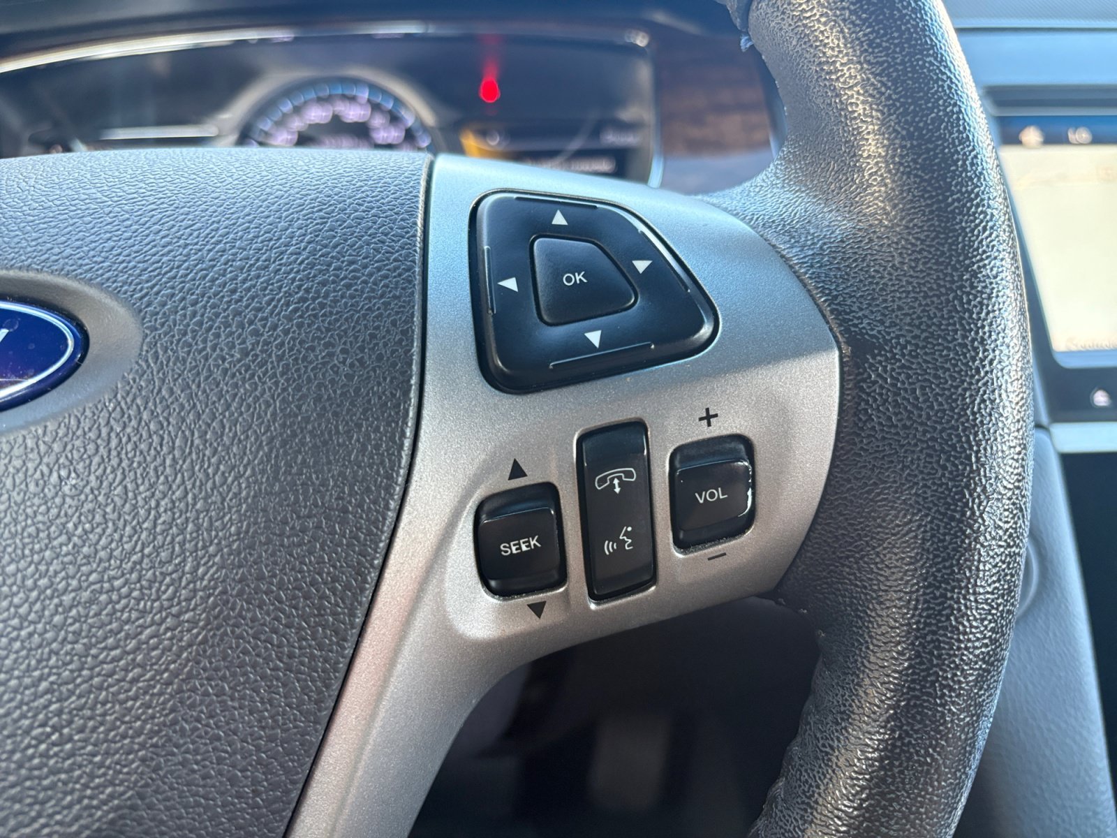 Used 2018 Ingot Silver Ford Limited image 15