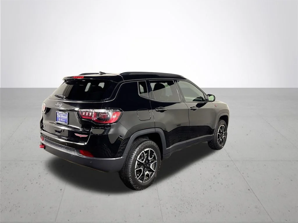 Used 2024 Black Jeep Trailhawk image 6