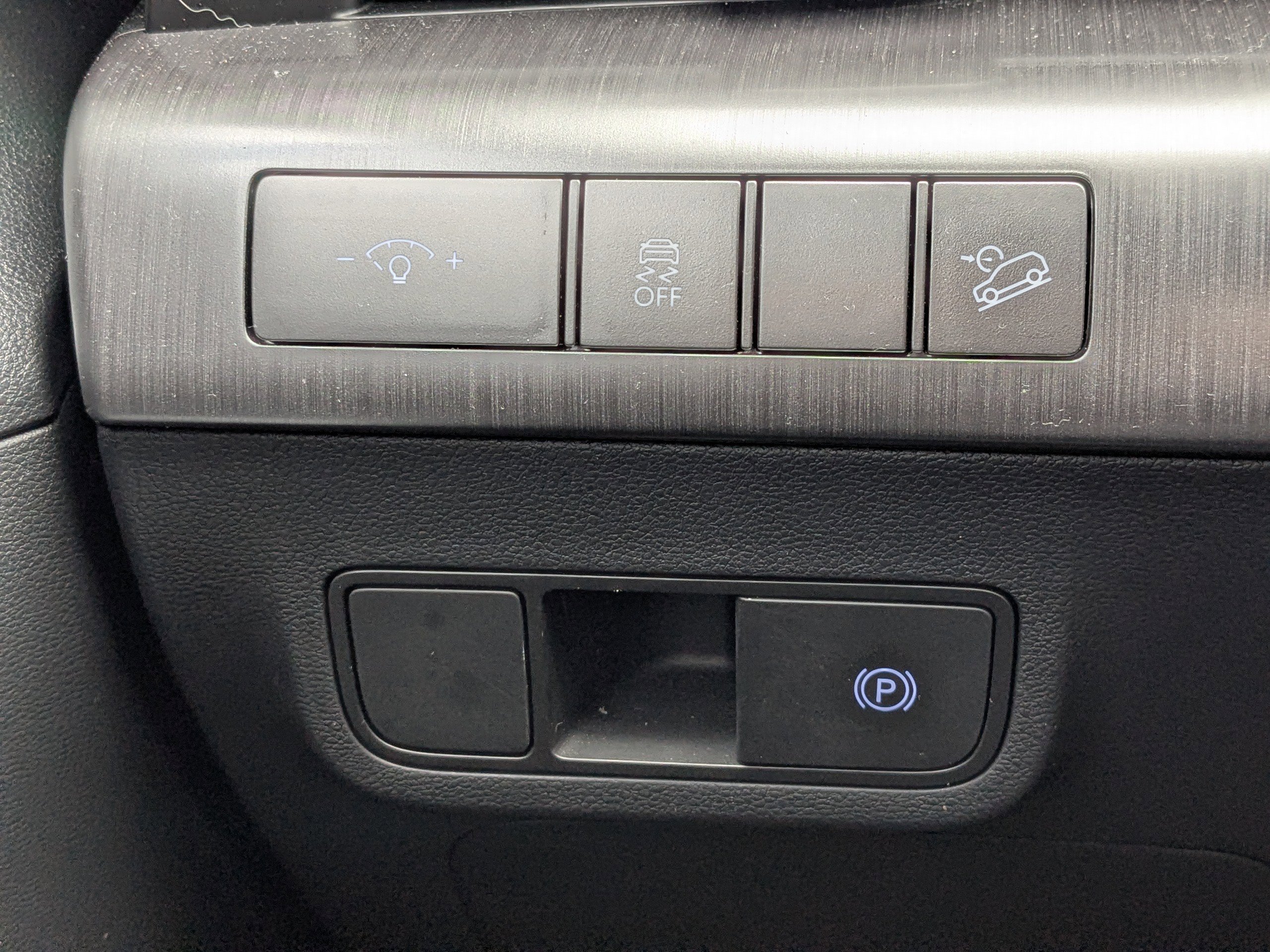 Used 2025 Abyss Black Pearl Hyundai SEL Convenience image 28