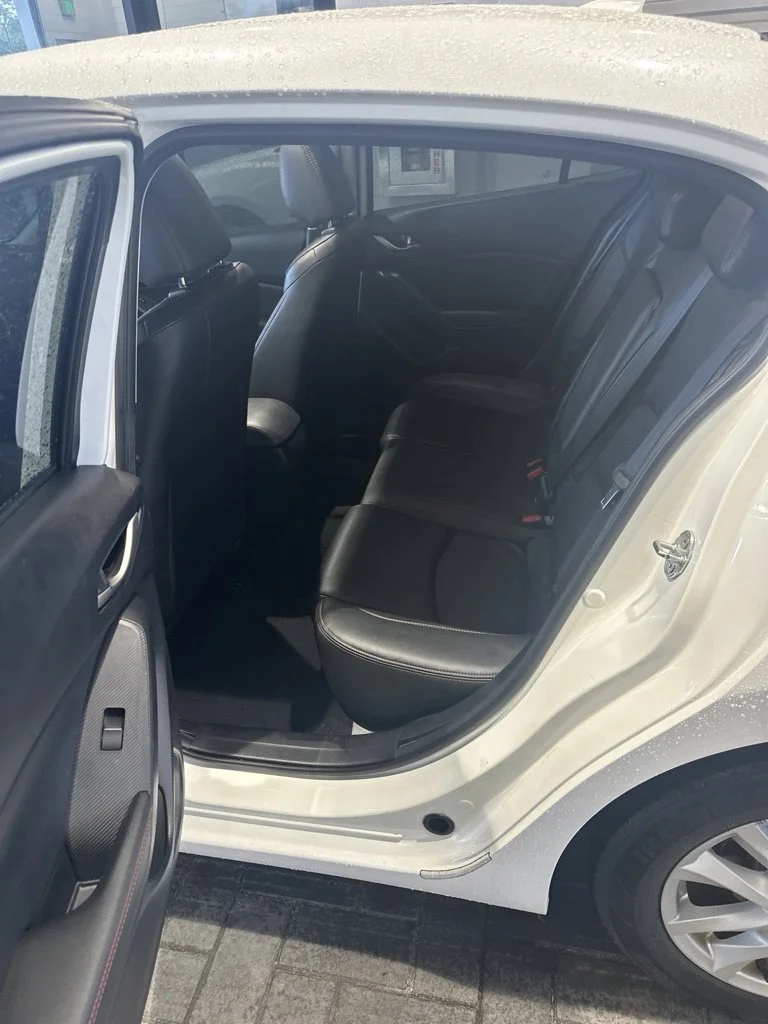 Used 2016 Snowflake White Pearl Mazda i Grand Touring image 10