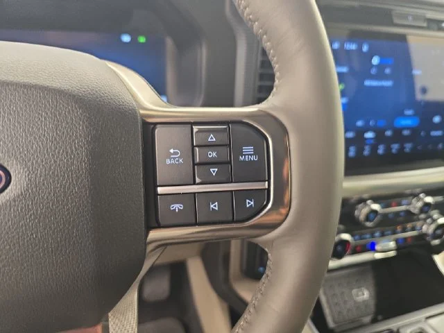 New 2026 Star White Metallic Tri-Coat Ford Platinum® image 42