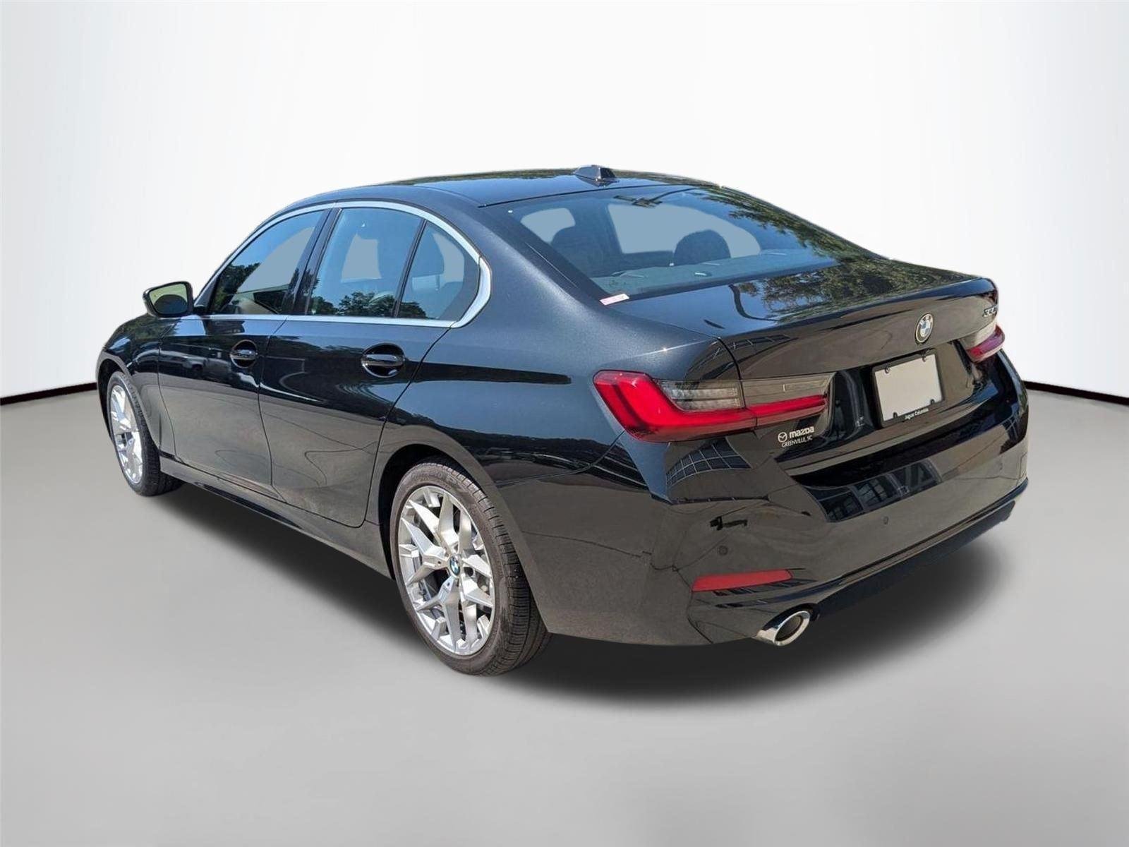 Used 2025  BMW 330i image 7