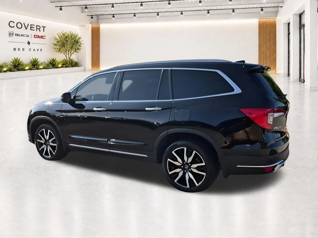 Used 2022 Black Honda Touring image 9