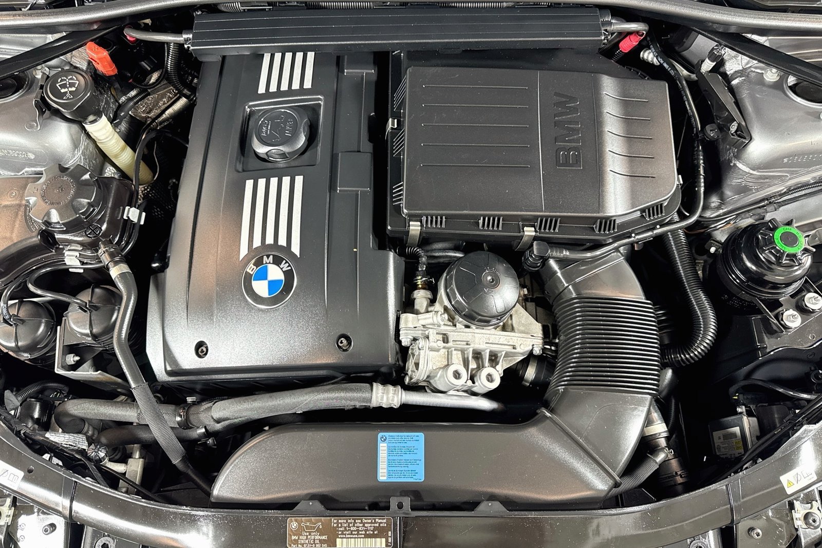 Used 2010 Space Gray Metallic BMW 335i image 28