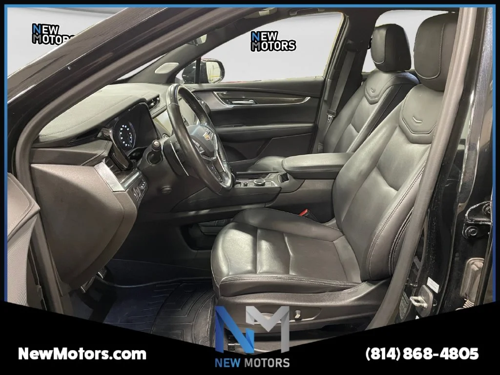 Used 2022 Black Metallic Cadillac Sport image 9