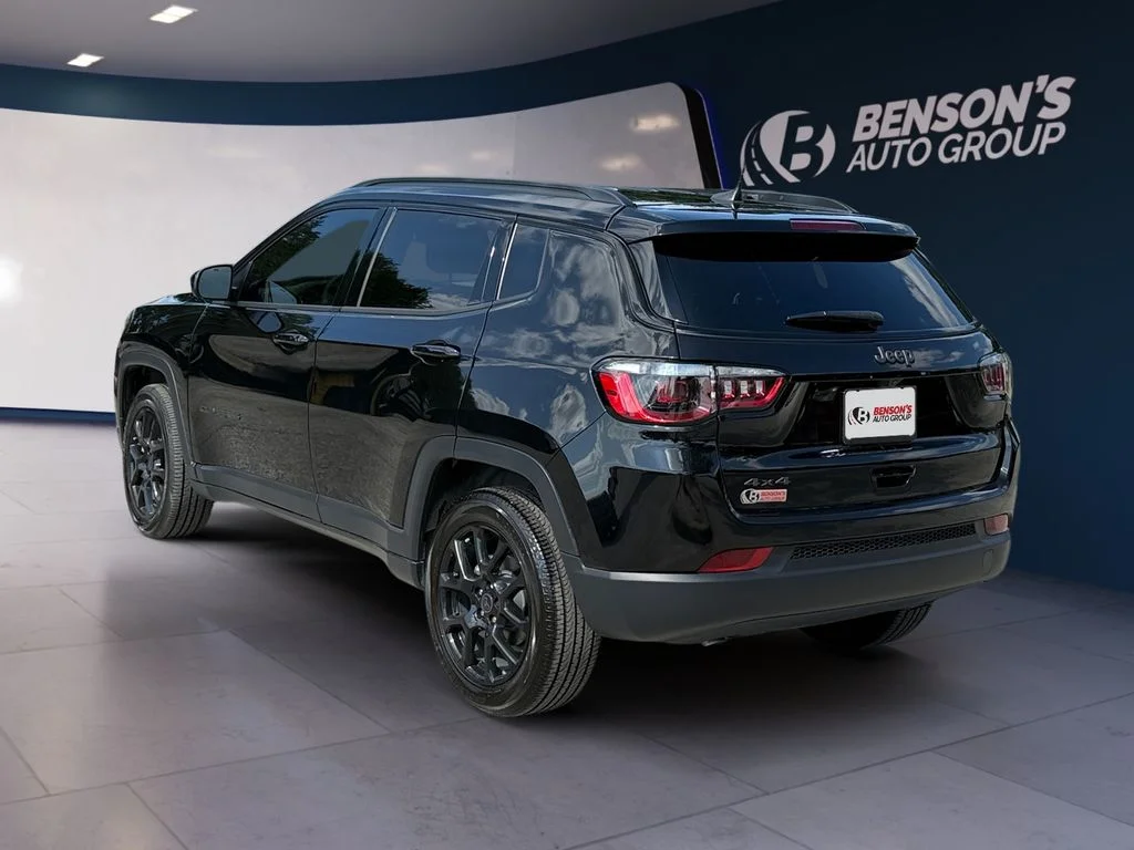 Used 2026 Black Jeep Latitude image 3