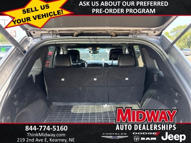Used 2018 Silver Jeep Overland image 7
