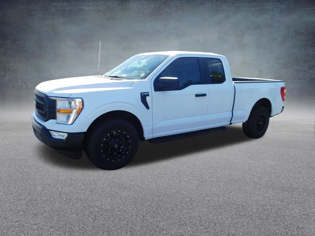 Used 2022 White Ford XL image 9