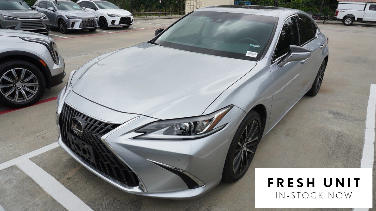 2024 Lexus ES 350 350's photo