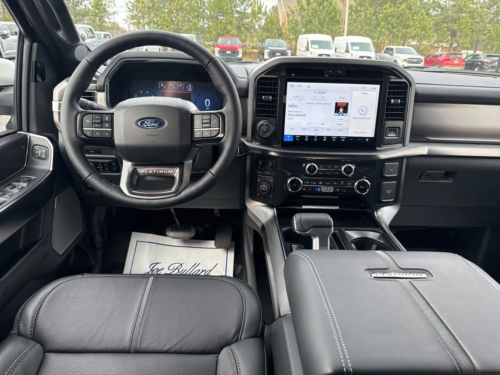 New 2026 Star White Metallic Tri-Coat Ford Platinum® image 3