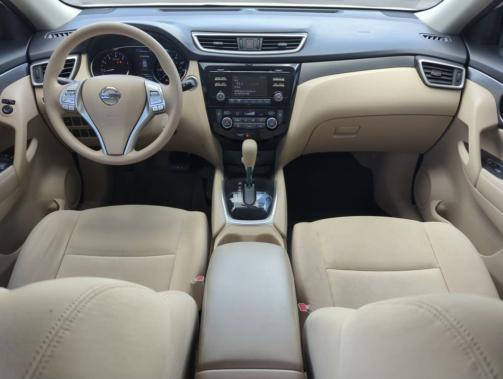 Used 2015 White Nissan SV image 15