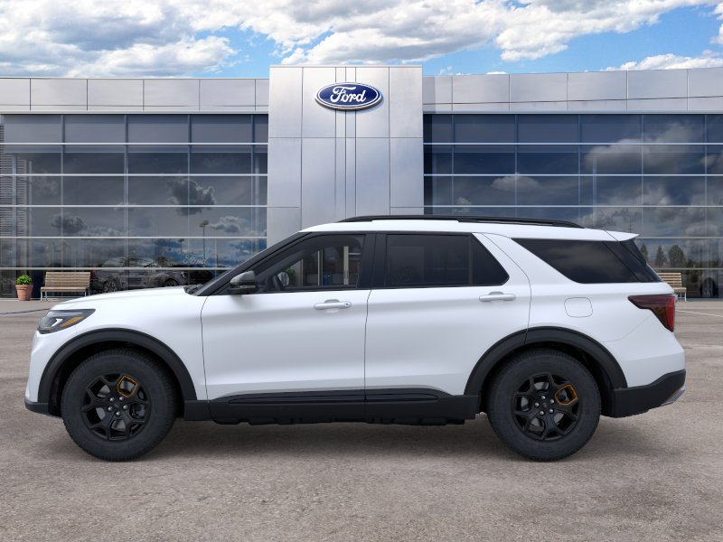 New 2026 Star White Metallic Tri-Coat Ford Tremor® image 3