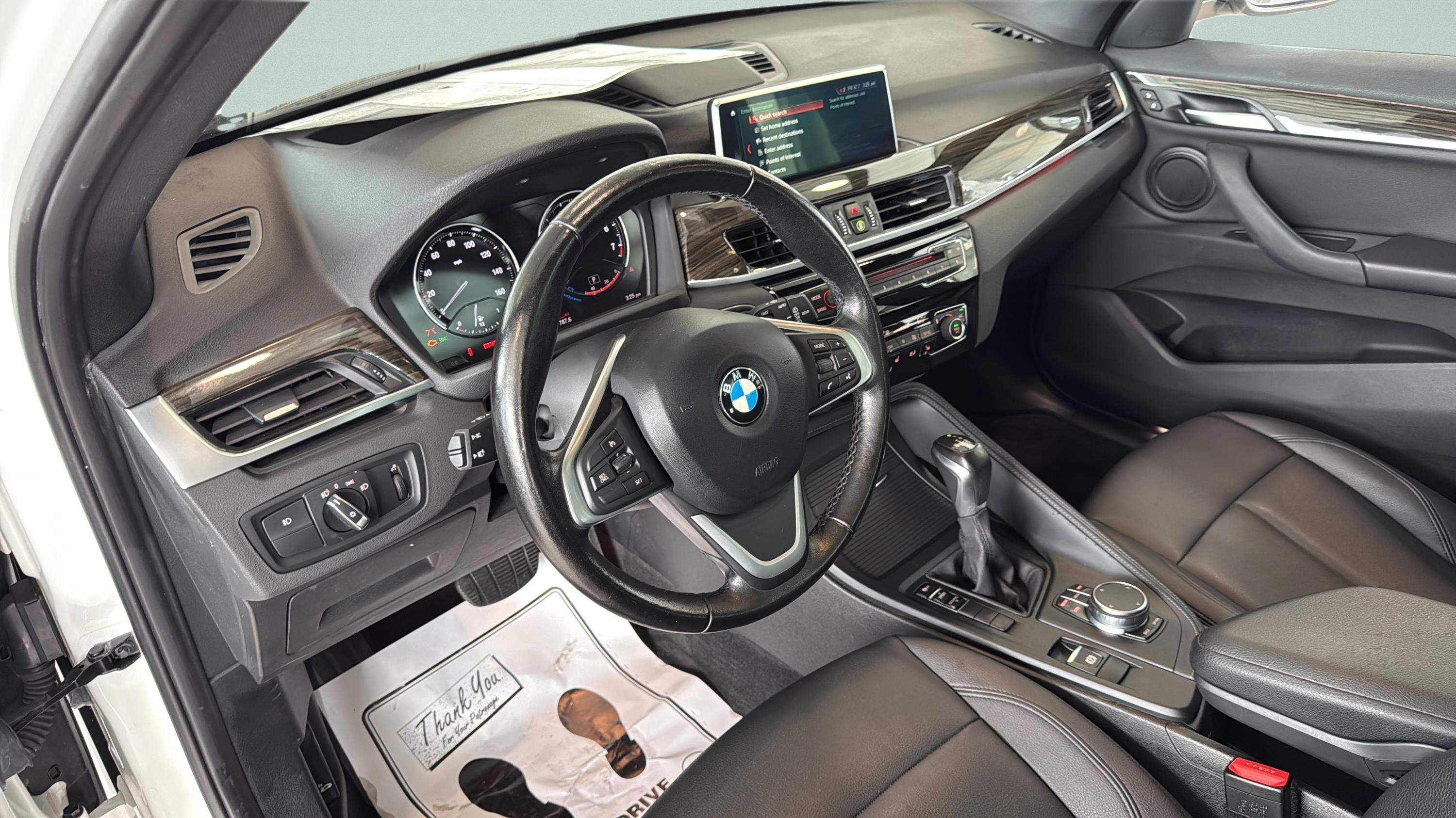 Used 2018 Alpine White BMW sDrive28i image 14