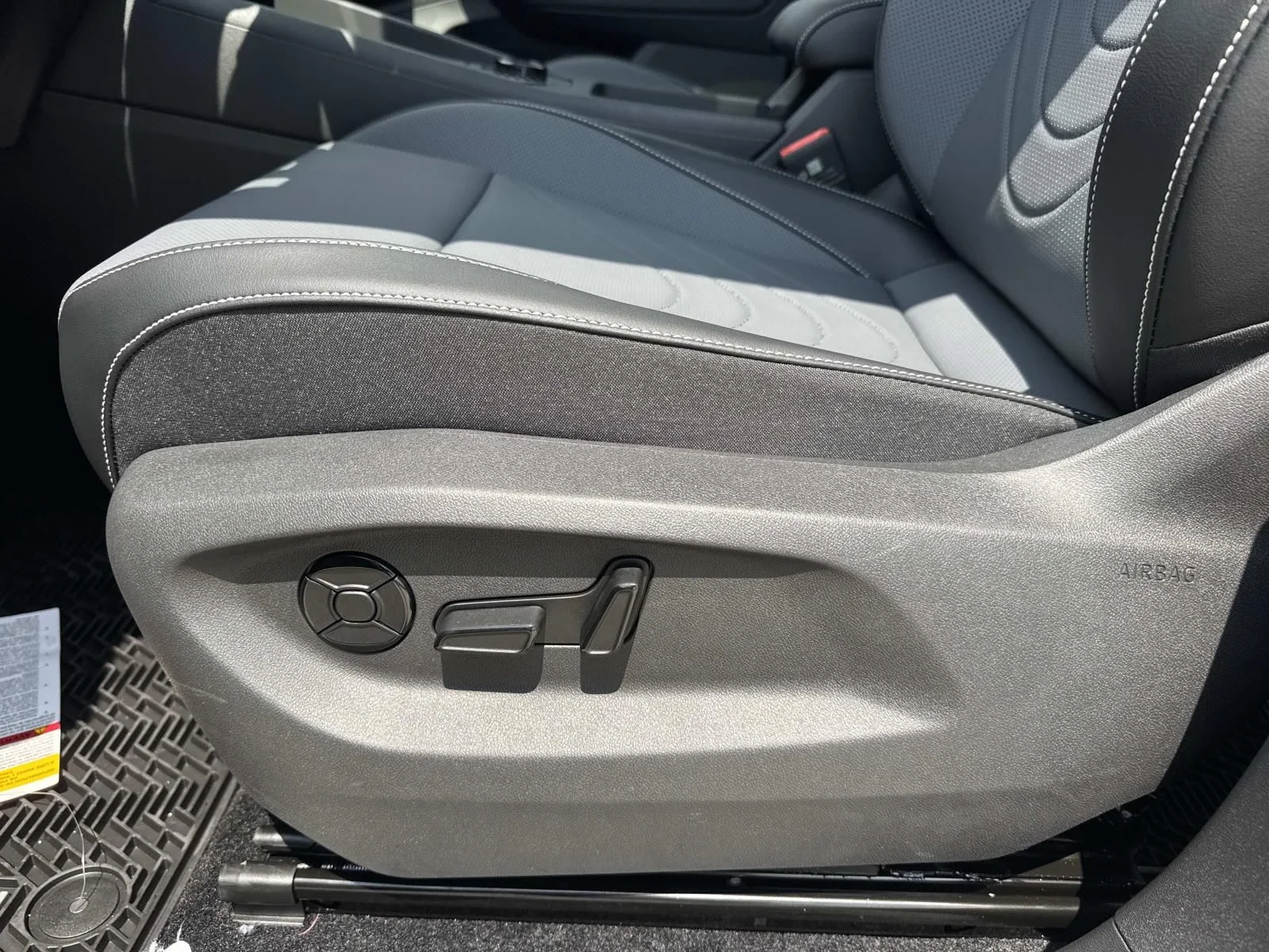 New 2026 Gray Volkswagen 2.0T SE image 9