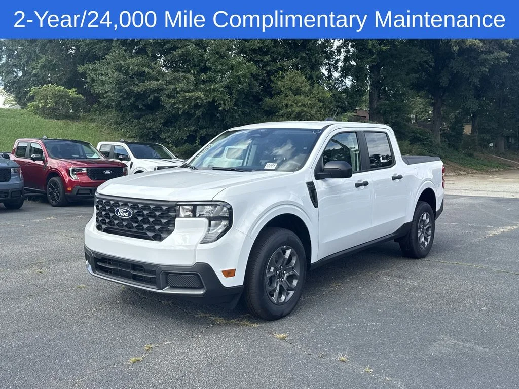 New 2026 Oxford White Ford XLT image 3