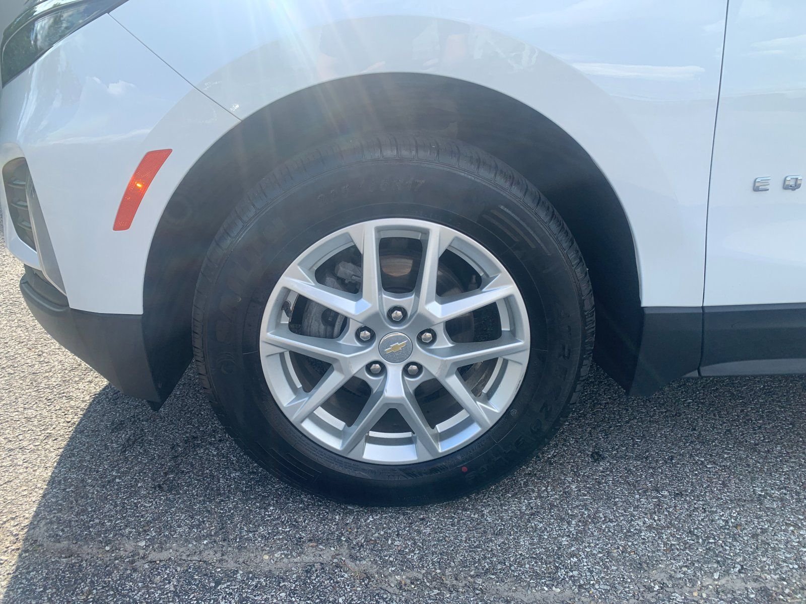 Used 2023 White Chevrolet LT image 33