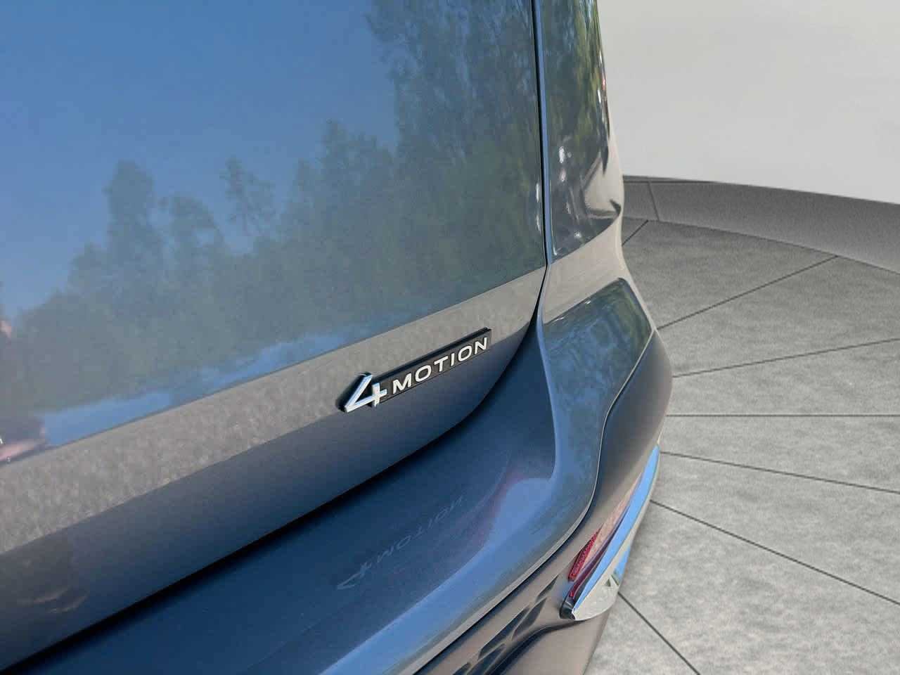 2024 Volkswagen Taos SE - Photo 8