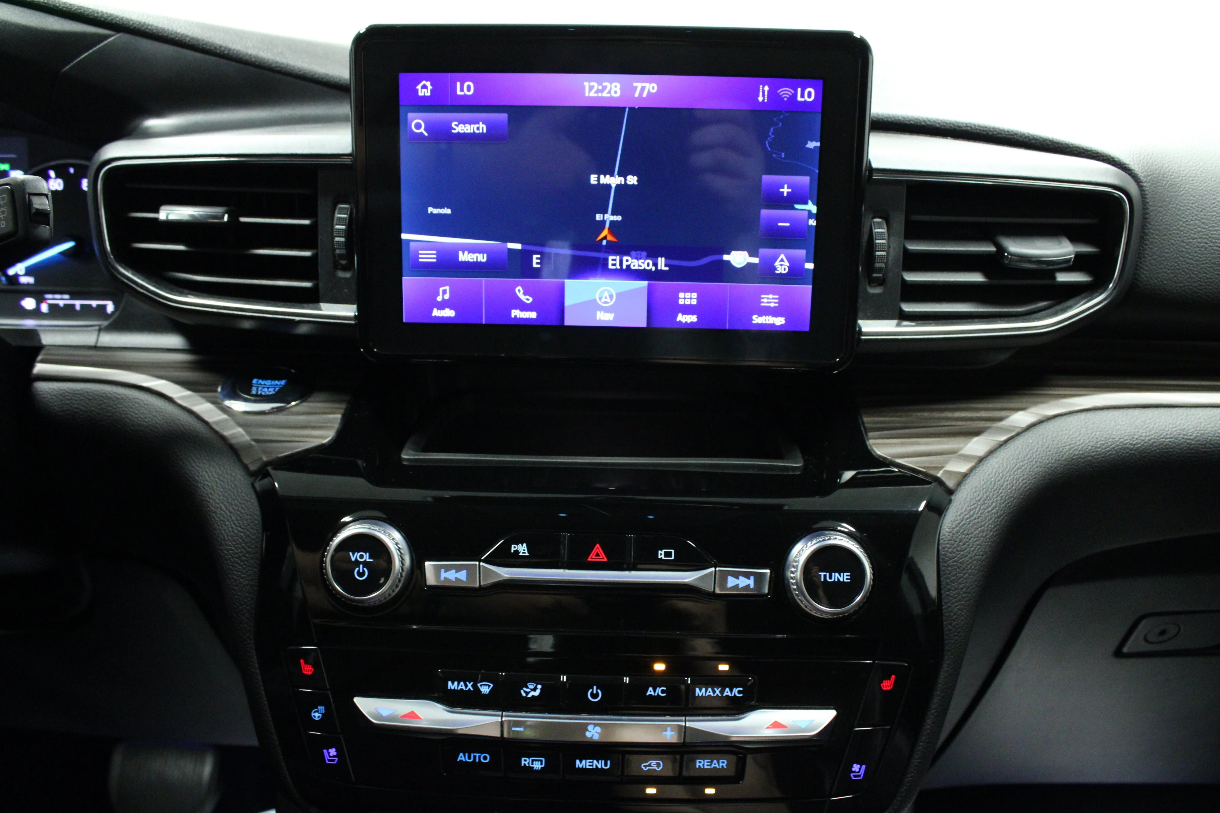 Used 2022 Black Metallic Ford Limited image 23