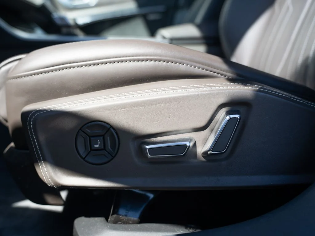Used 2021  Audi Prestige image 20