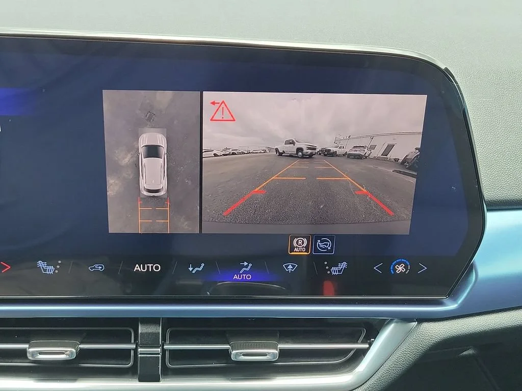 New 2026 Summit White Chevrolet LT image 7