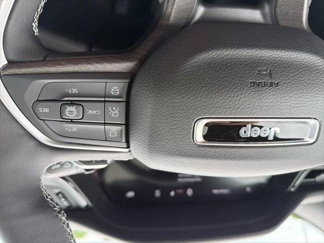 New 2026 White Jeep Altitude image 21
