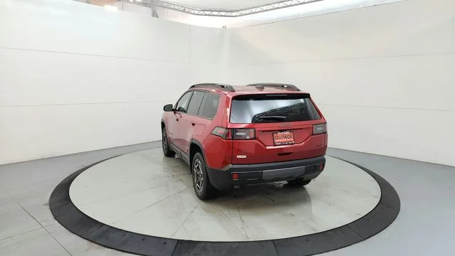 New 2026 Red Hot Pearl-Coat Exterior Paint Jeep Laredo image 7