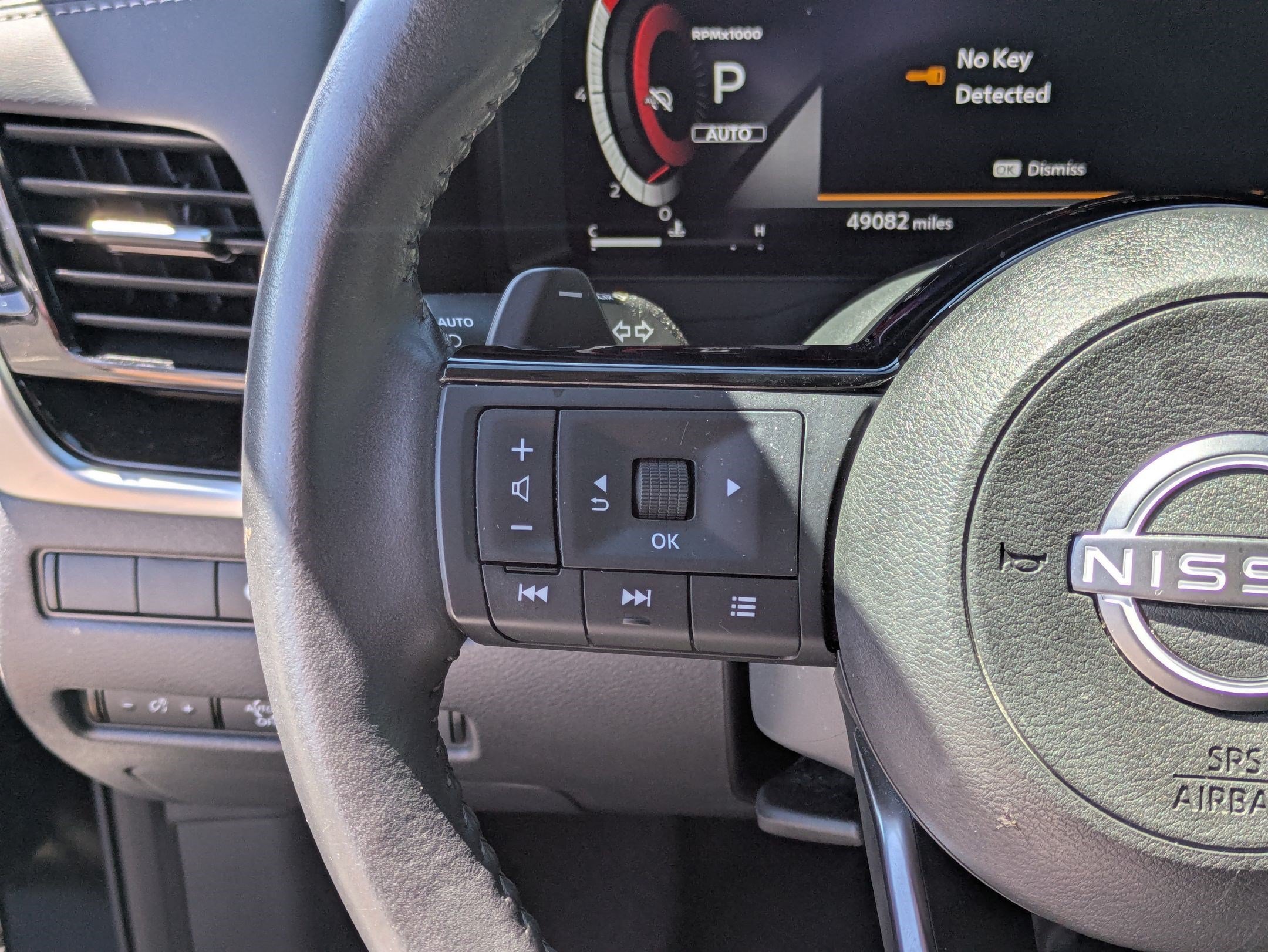 Used 2024 Super Black Nissan SL image 21