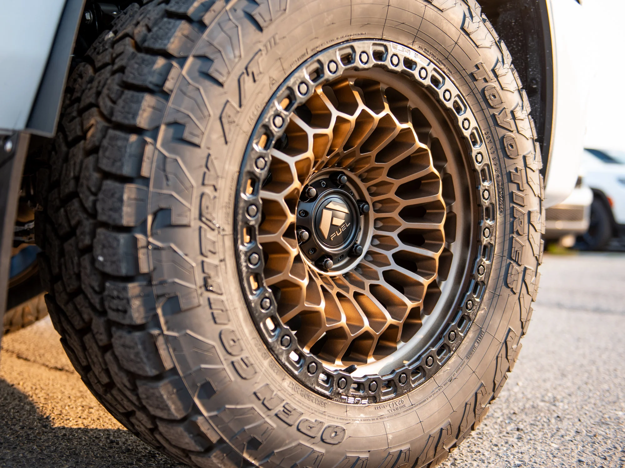New 2026 White RAM Sport* 4x4 Crew Cab, 3.5 Inch Lift, 35 Inch Tires, Fuel Wheels image 10