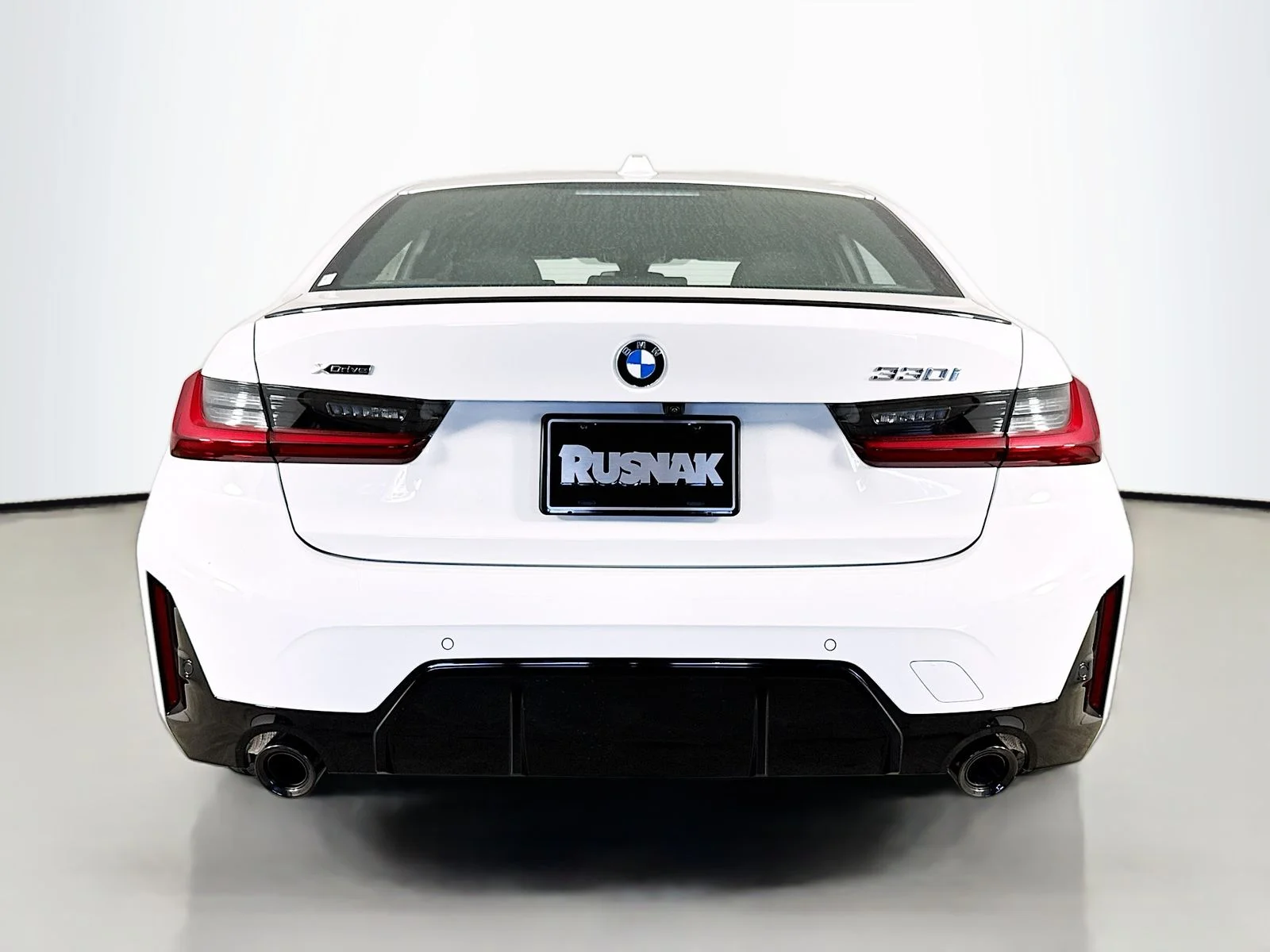 New 2026 Alpine White BMW 330i xDrive image 6