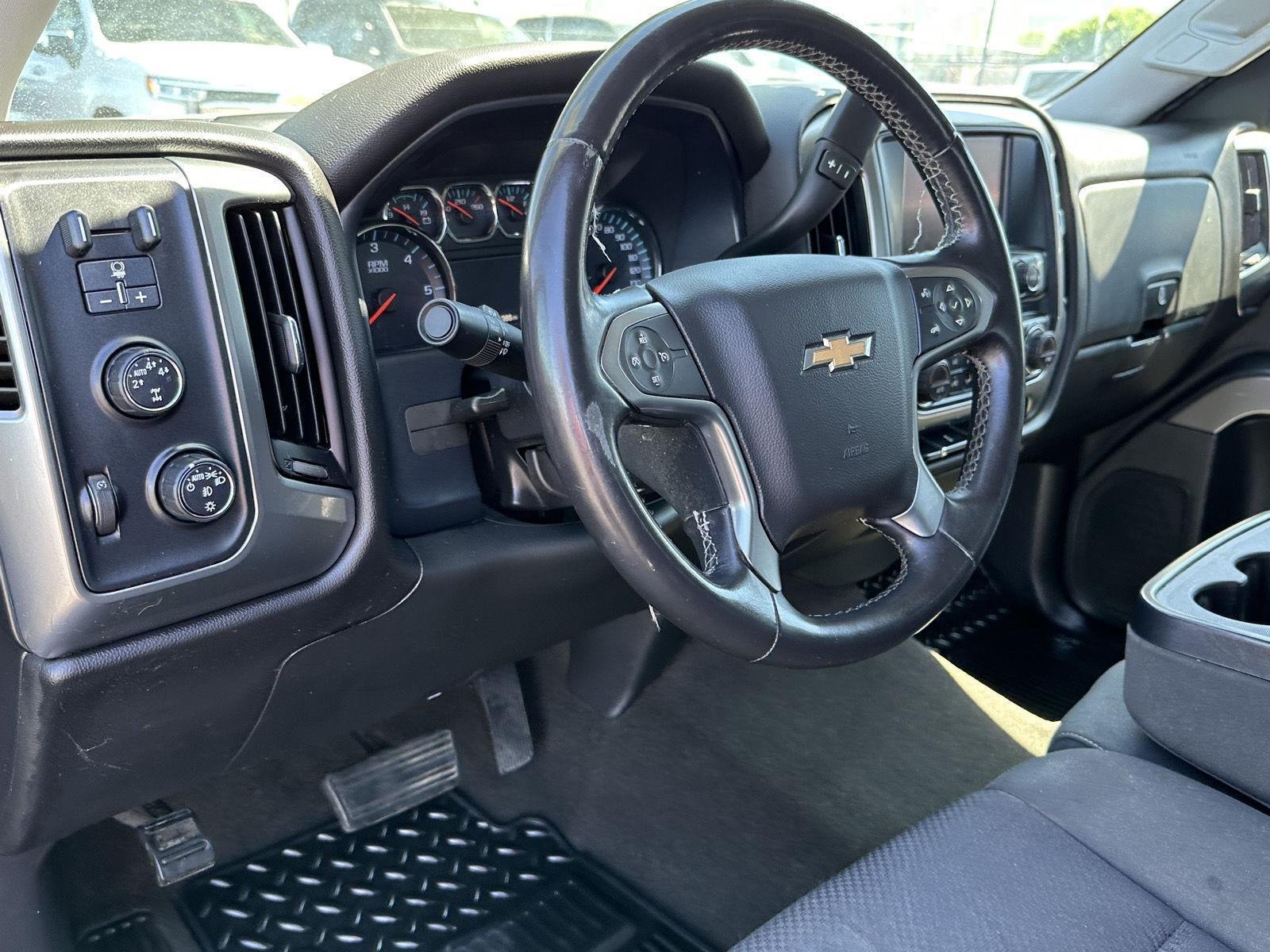 Certified Used 2015 TUNGSTEN METALLIC Chevrolet LT image 27