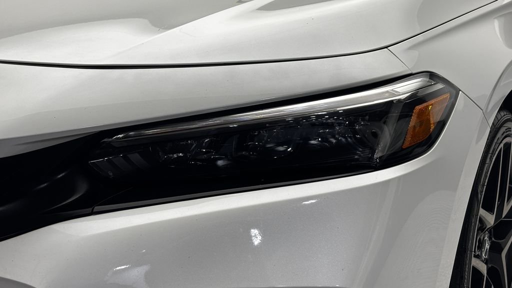 Used 2023 White Honda Sport Touring image 3