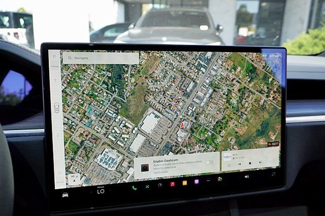 Used 2023 Blue Tesla Base image 31