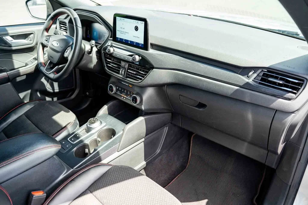 Used 2023 Silver Ford ST-Line image 27