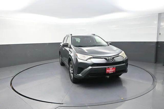 Used 2016 Gray Toyota LE image 15