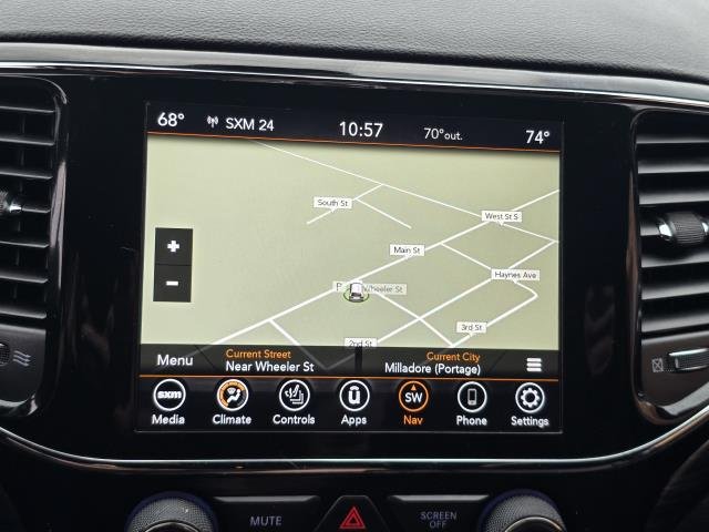 Used 2021 Diamond Black JEEP LAREDO image 17