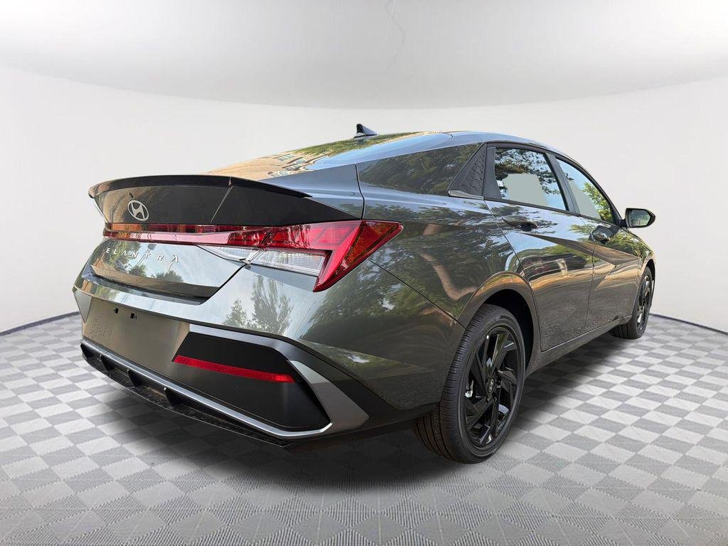 New 2026 Gray Hyundai SEL Sport Premium image 5
