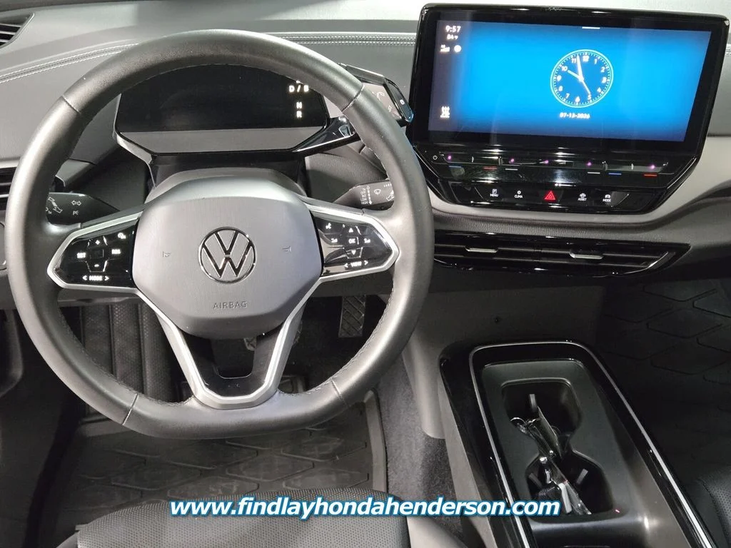 Used 2023 Silver Mist Metallic Volkswagen S image 18