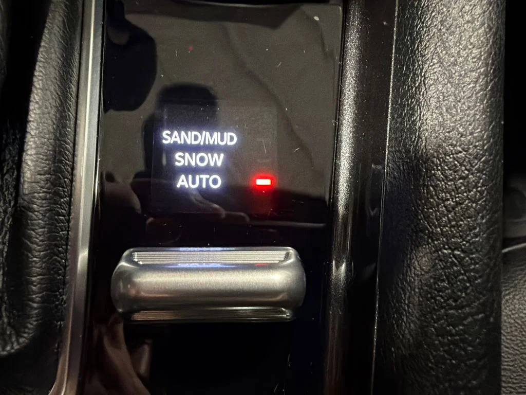 Certified Used 2024 Red Hot Pearlcoat Jeep Latitude Lux image 36