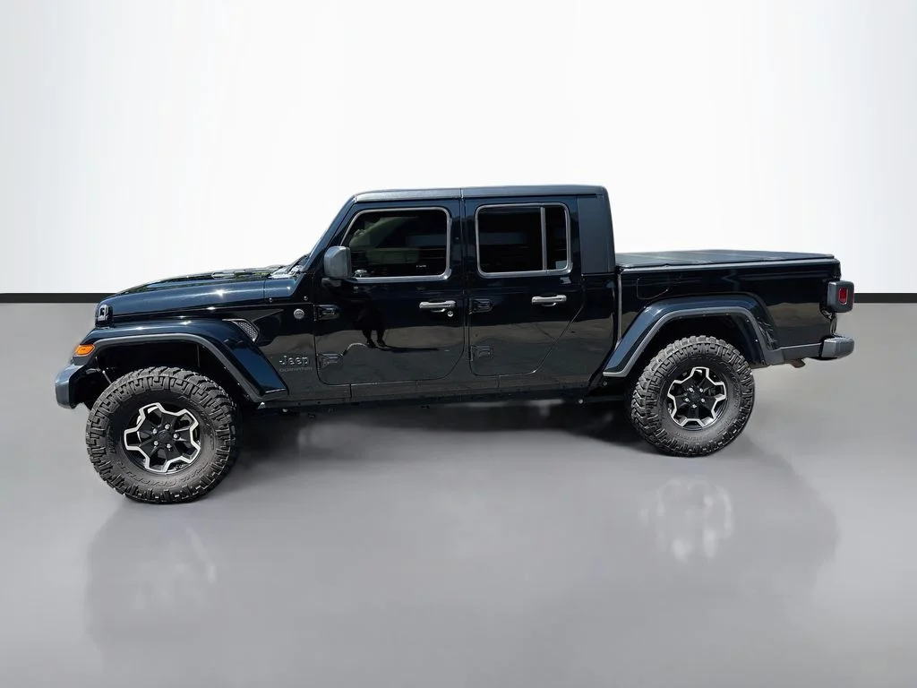 Used 2022 Black Clearcoat Jeep Sport image 5