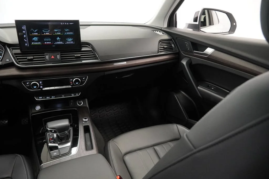 Used 2023 White Audi Premium image 15