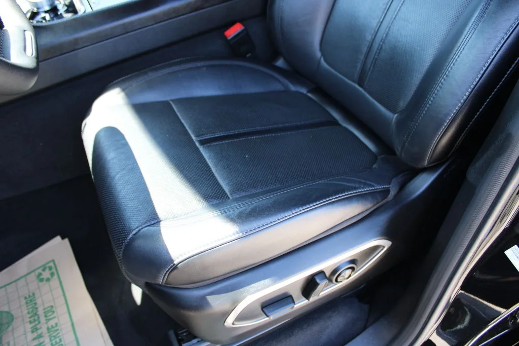 Used 2024 Black Jeep Series II image 19