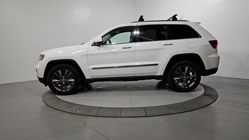 Used 2013 Jeep Grand Cherokee Laredo with VIN 1C4RJFAG4DC529331 for sale in Roanoke, VA