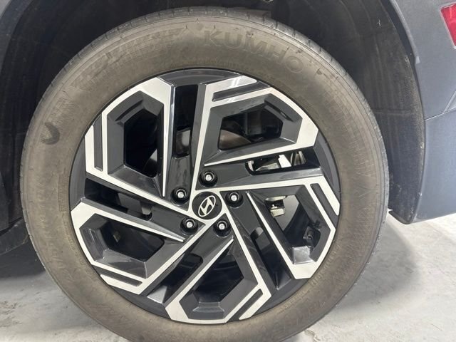Used 2025 Gray Hyundai Limited image 9