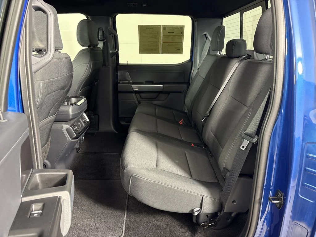 Certified Used 2022 Blue Ford XLT image 31